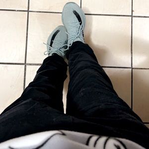 Meet your Posher, Hector